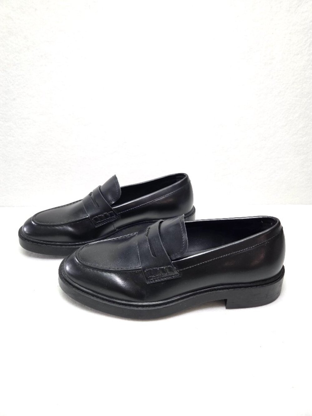 Zara Black Penny Loafers EU 41 US 10 Classic Dress Shoes Chunky Sole Women's